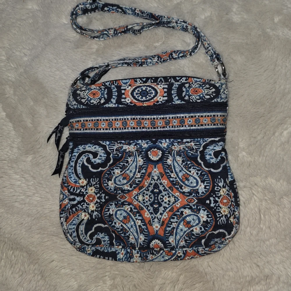 Vera Bradley 3 Zip Crossbody Purse/Bag Blue and Orange Retired Design - Picture 2 of 11